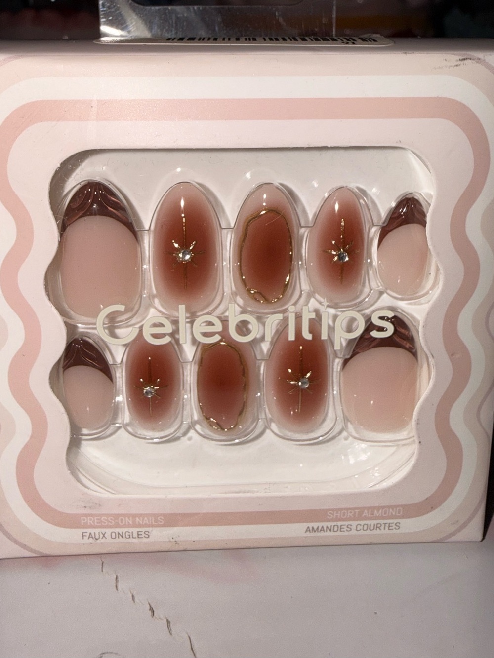 Celebritips Short Almond Press-On Nails in Nude & Brown Ombre - Picture 9 of 11